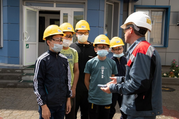 Ученики летней инженерной школы ВКТУ посетили УКГЭС